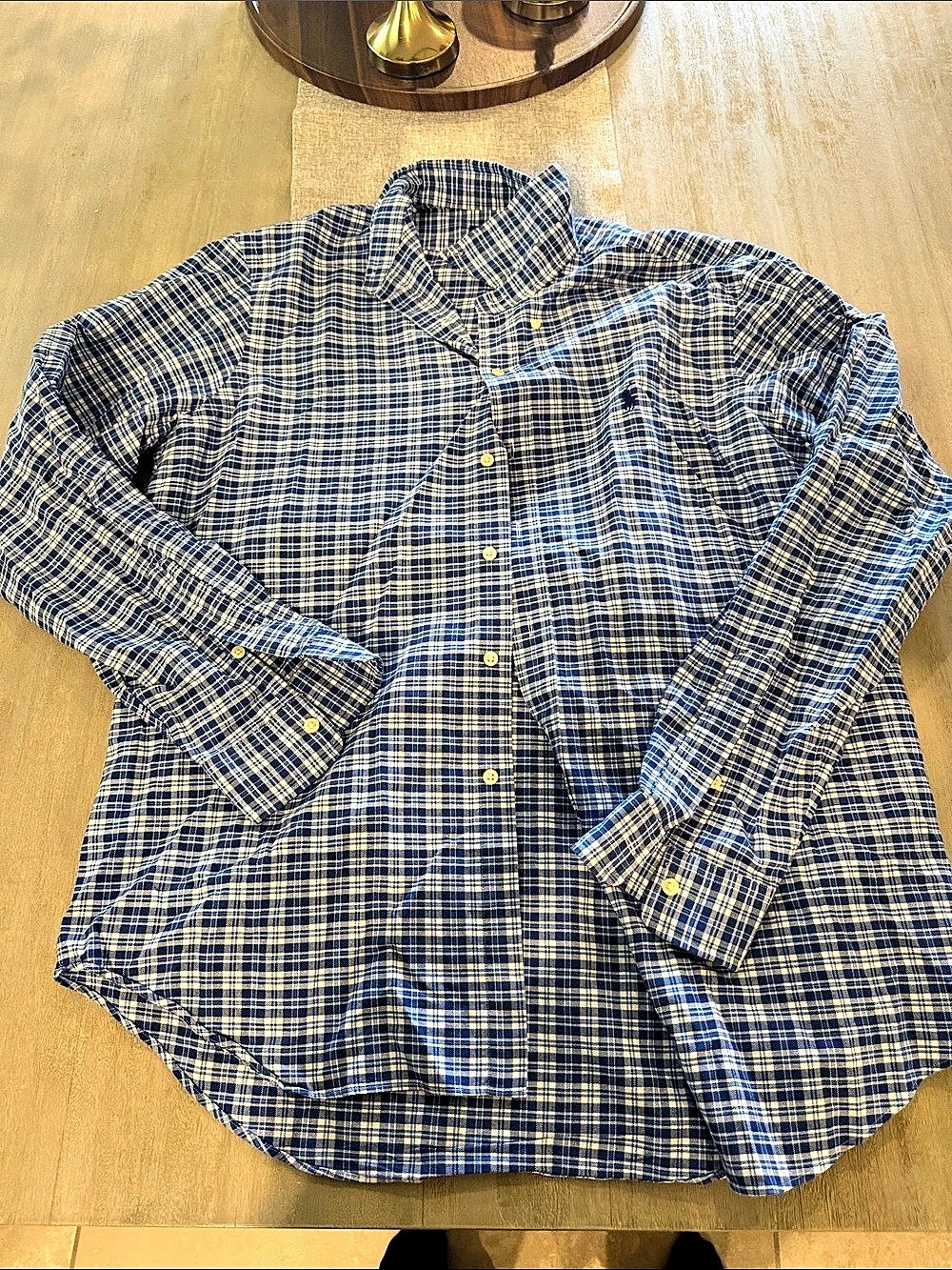 Ralph Lauren Plaid Button Down in Blue & White Size Large Like New